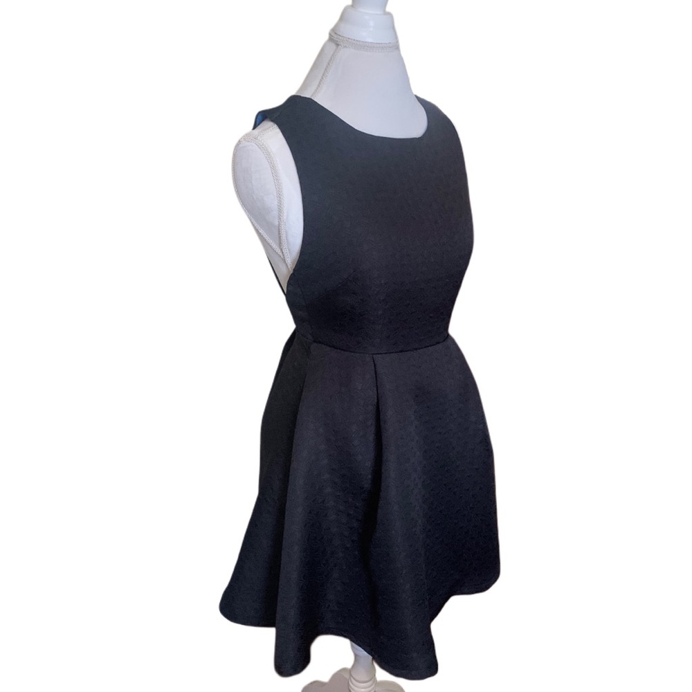Francesca’s birdcage label Little Black Dress - Picture 4 of 9